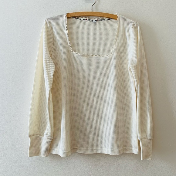 Cream waffle blouse - Picture 2 of 4